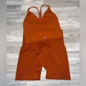 SET ACTIVE Sculptflex Ribbed V Bra & Bike Shorts